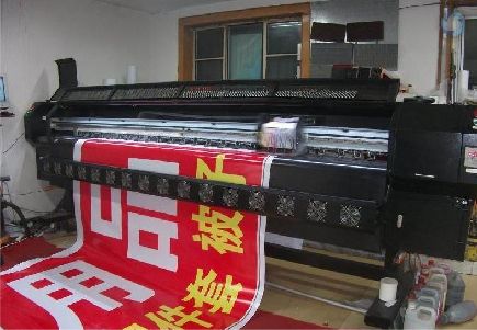 兴平喷绘广告分辨率是多少？
